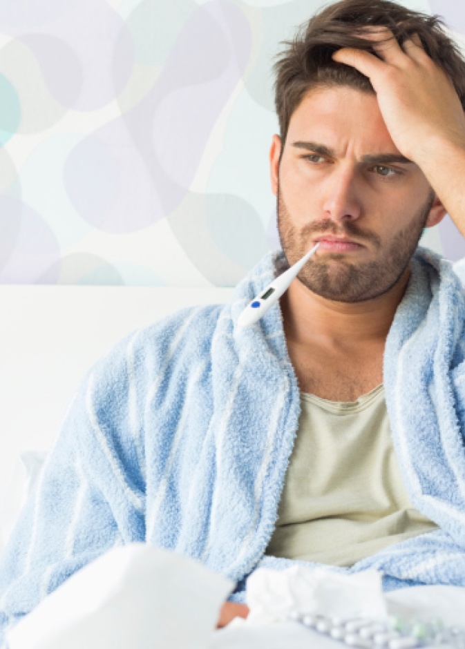 تظهر العلامات الأولى للإصابة بفيروس إيبولا بشكل مفاجئ وتتمثّل بحمّى