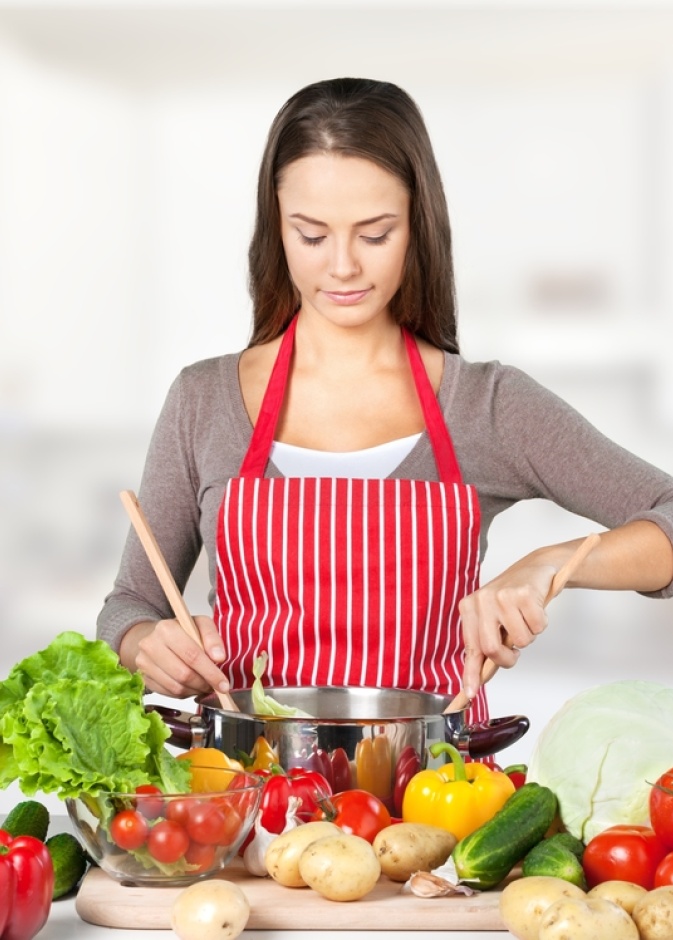 صعوبات تمنع الام من اعداد الطعام الصحي لاسرتها