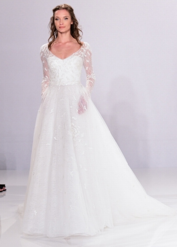 فستان من زهير مراد