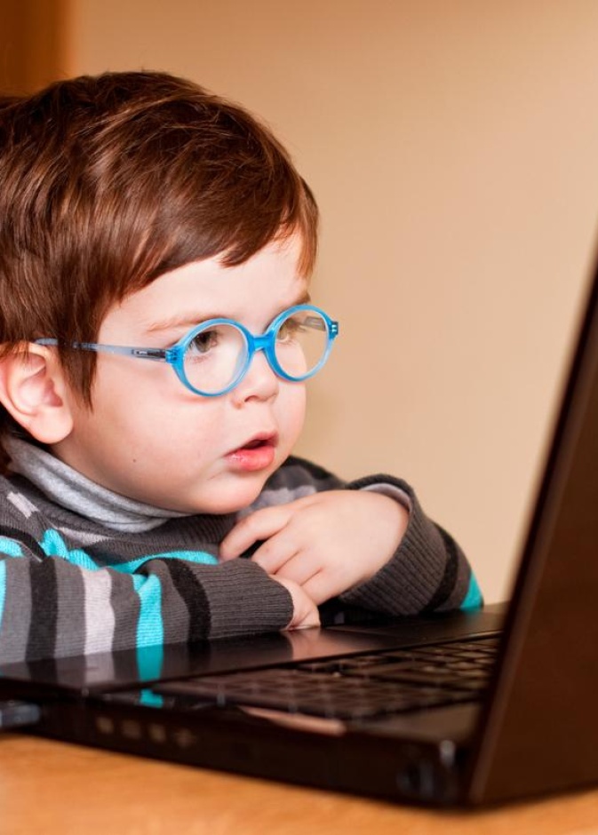 يوتيوب الموقع المفضل لدى الاطفال على الانترنت