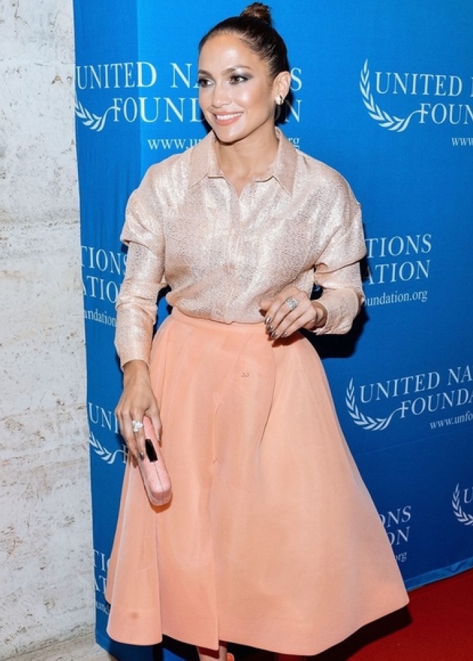 ستايل شبابي وعملي بالجمبسوت الجينز