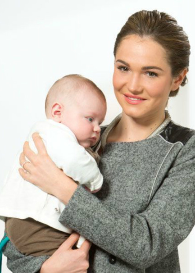 معاناة انتهاء اجازة الامومة