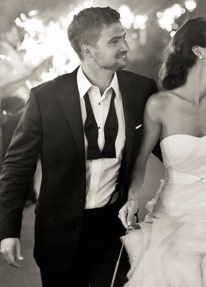 قومي بتقسيم عدد المدعوين إلى قسمين متساوين