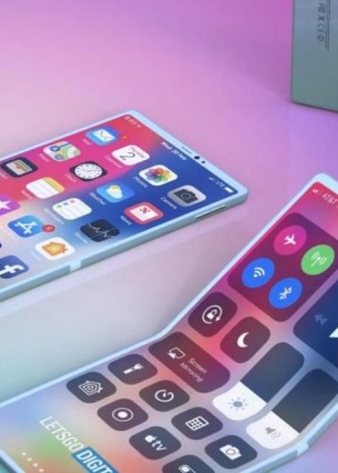 آبل تطرق باب الهواتف القابلة للطي