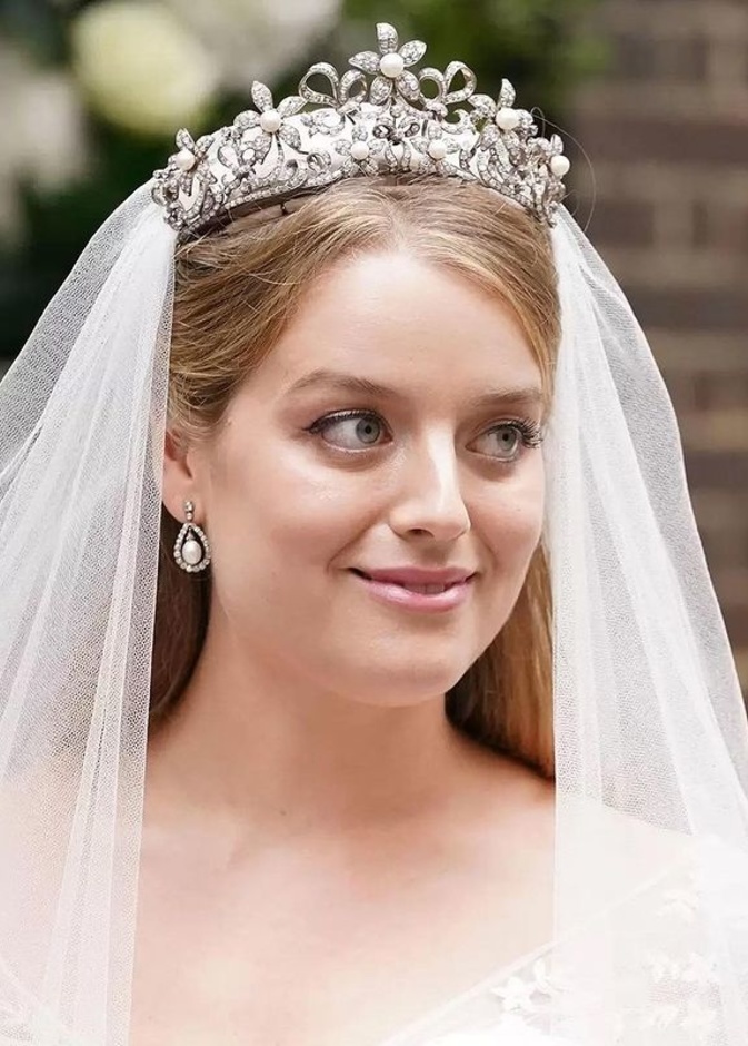 تاج أوجيلفي الملكي