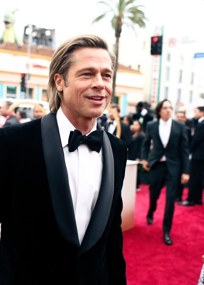 برج خليفة يضيء غدًا بصورة نجم هوليوود براد بيت