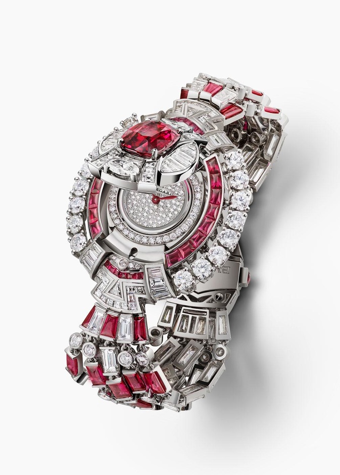 ساعة من بولغري Bvlgari