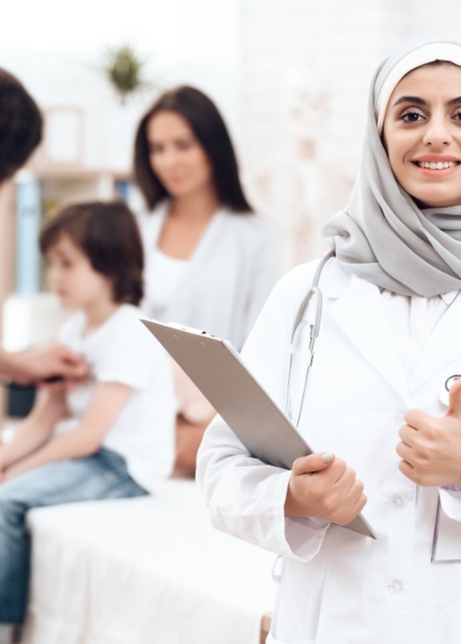 سعوديات برعن في مجالات الطب والعلوم