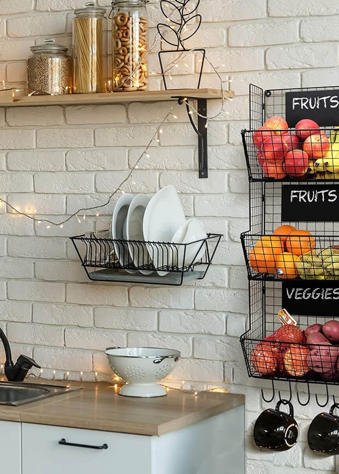 سلال تعلق على جدران المطابخ الصغيرة