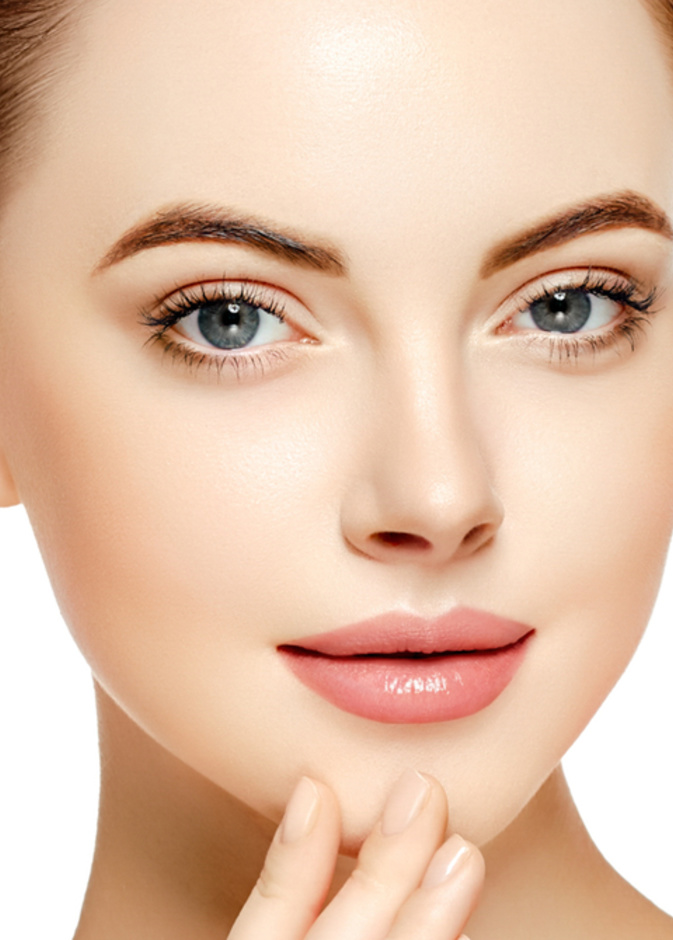 نصائح جمالية عند إزالة شعر الوجه بالشفرة