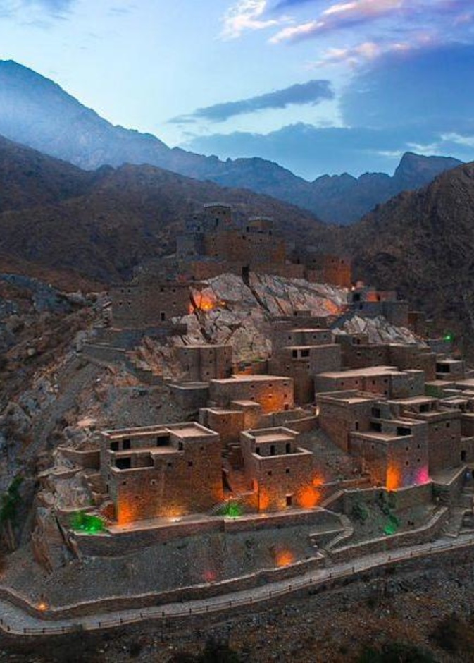 قرية ذي عين التراثية.. بقعة تاريخية ساحرة على أرض المملكة - الصورة من وكالة الأنباء السعودية