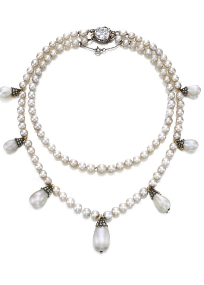 قلادة ملكية من شوميه Chaumet في مزاد Sotheby’s في هونغ كونغ