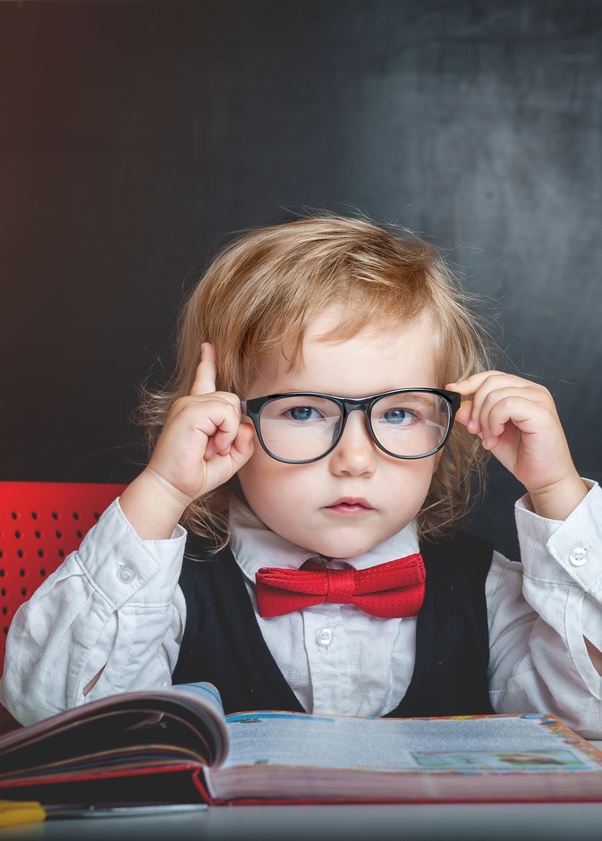 مكان مكتب الدراسة في المنزل يؤثر على تركيز الأبناء .. كيف؟