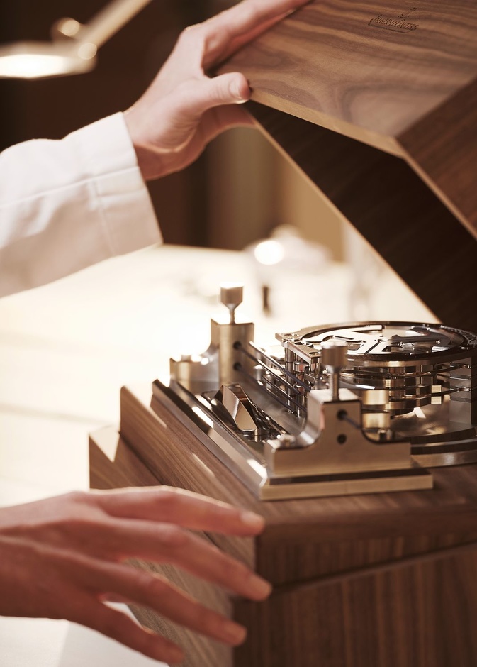 Jaeger-LeCoultre تُقدّم مُحتَرف أنطوان فرصة مميّزة لإستكشاف عالم صناعة الساعات الراقية