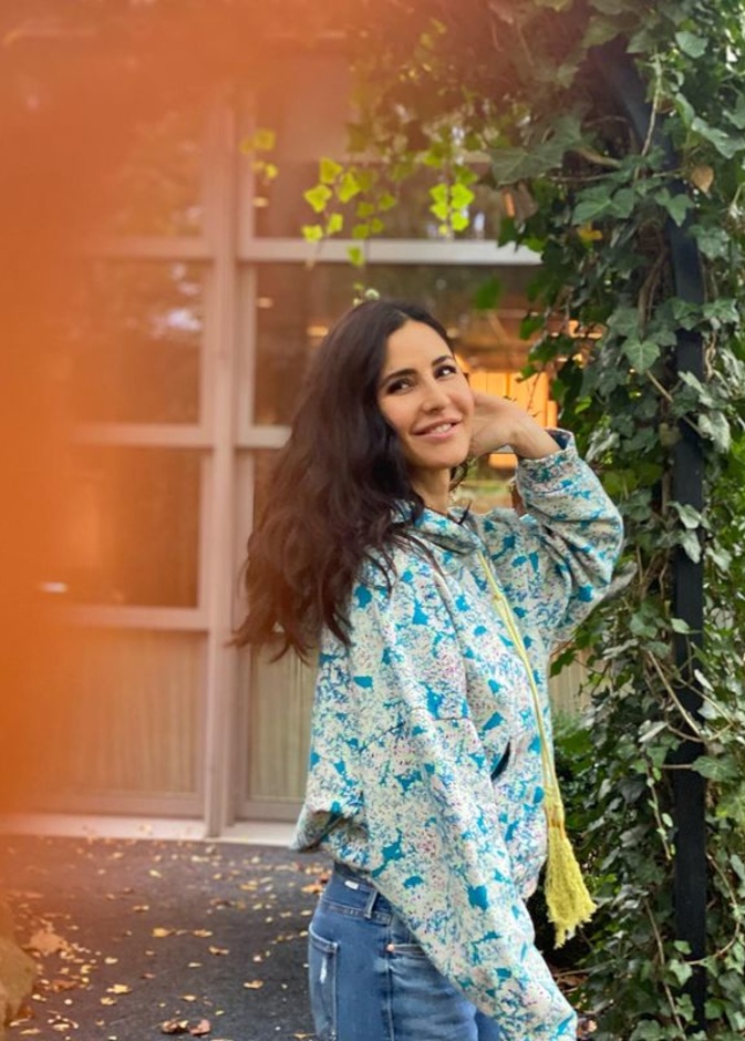 كاترينا كيف في رحلة تسوق في أحدث صورها في تركيا