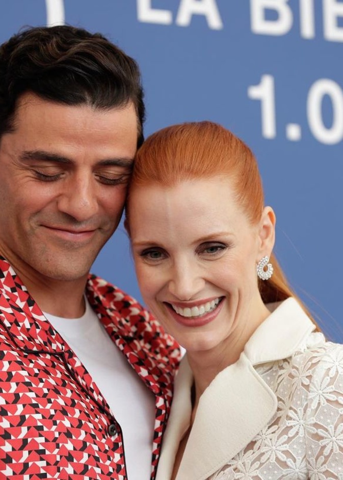 جيسيكا شاساتين وأوسكار إسحاق في مهرجان فينيسيا