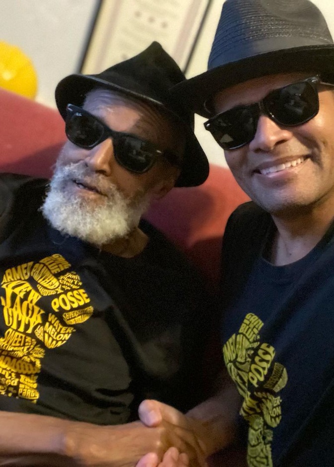 وفاة ميلفن فان بيبلز، الكاتب السينمائي والمخرج الكبير، عن عمر يناهز 89 عامًا