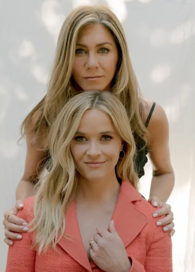 جينيفر أنيستون عن ريز ويذرسبون في مسلسل "The Morning Show": "أختي وصديقتي المتعاونة"