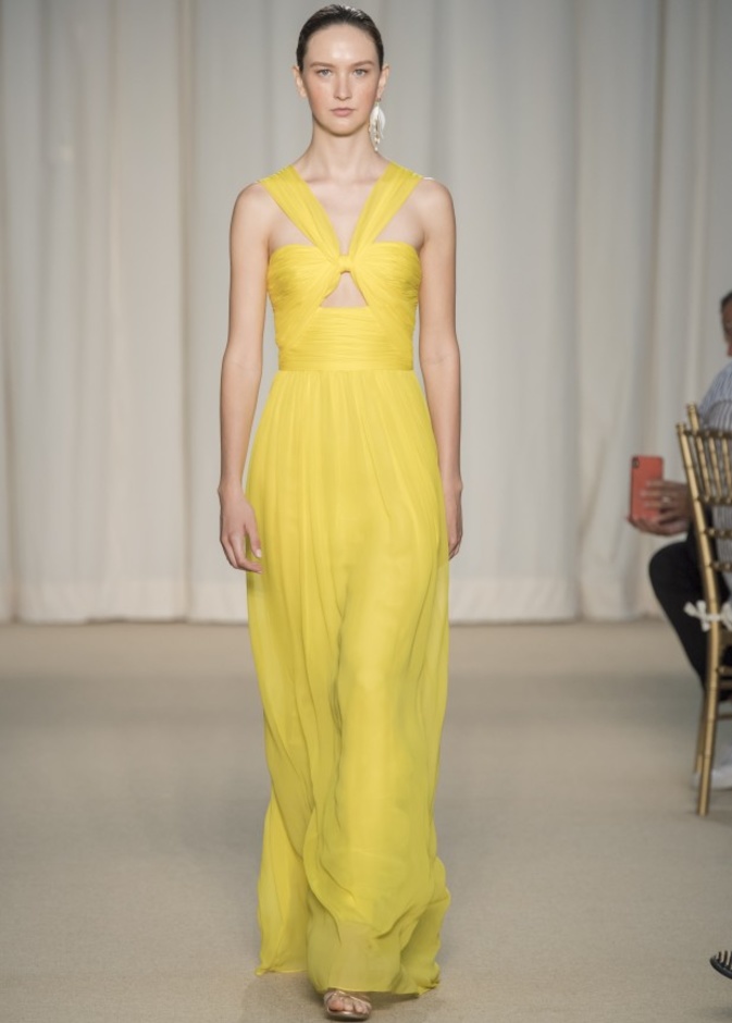 عرض أزياء Adam Lippes لربيع وصيف 2022 من أسبوع الموضة في نيويورك