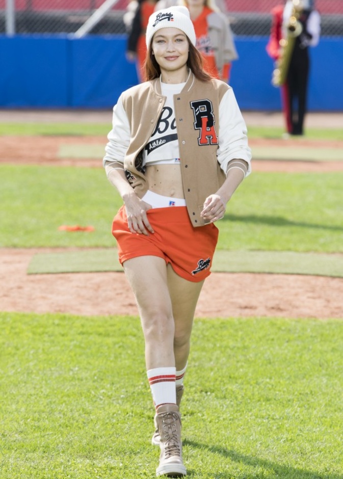 مجموعة Boss لربيع وصيف 2022 ضمن أسبوع الموضة في ميلانو