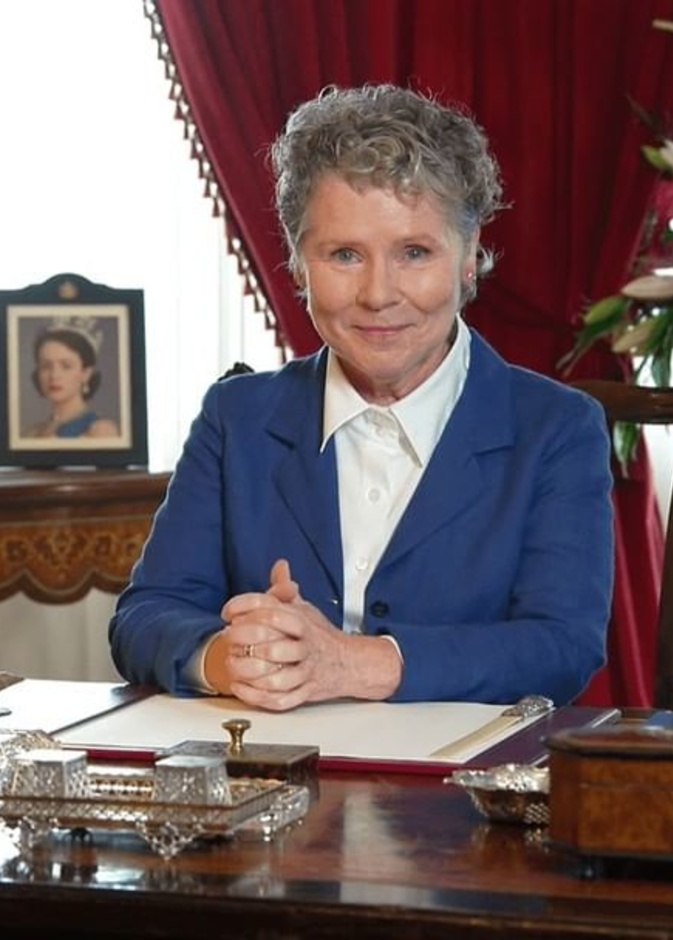 إميلدا ستونتون- صورة من حساب مسلسل The Crown على انستقرام