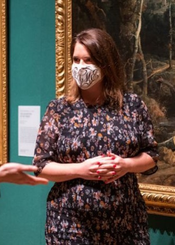 الأميرة يوجين تنشر صورا لها لم تشاهد من قبل