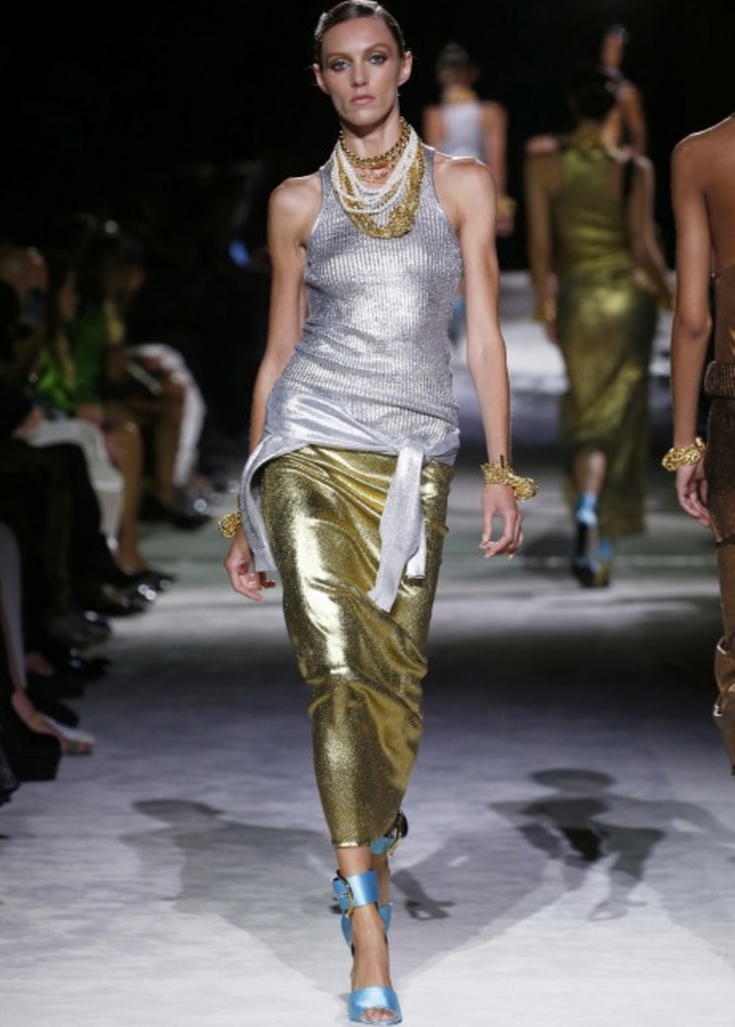 عرض أزياء Tom Ford لربيع وصيف 2022 من أسبوع الموضة في نيويورك