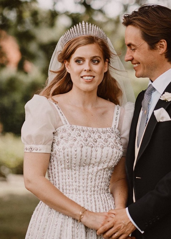 الاميرة بياتريس تستقبل طفلتها الاولى