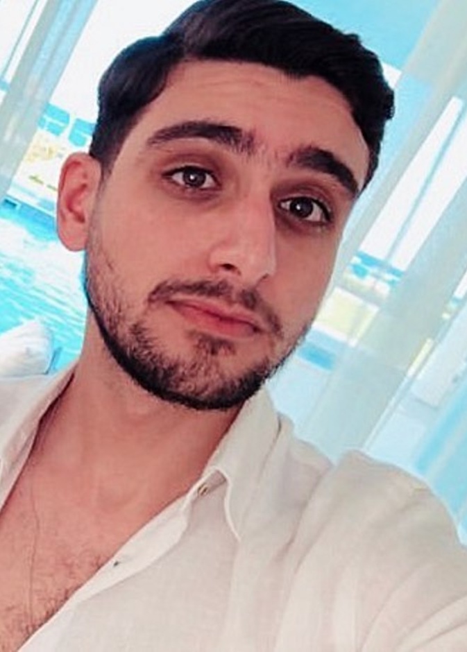 تيام مصطفى قمر يوضح حقيقة ارتباطه بـ ليلى أحمد زاهر