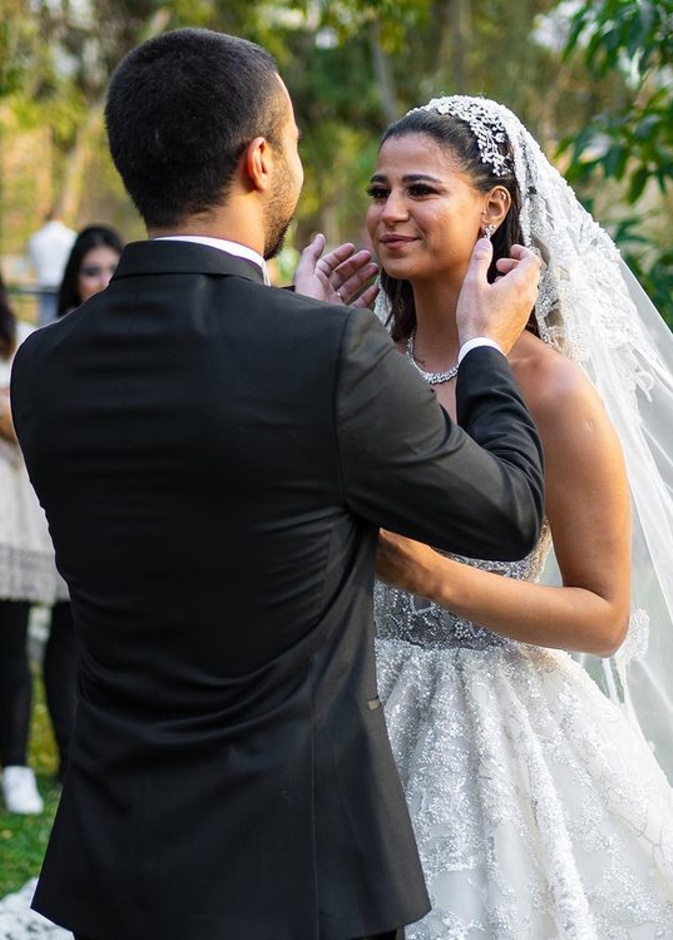 أحمد داش احتفل بزفاف شقيقته دينا- انستغرام دينا