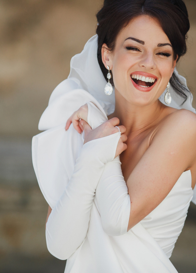 ابتسامتك الهوليودية تتطلب منك اسنان بيضاء لامعة- shutterstock