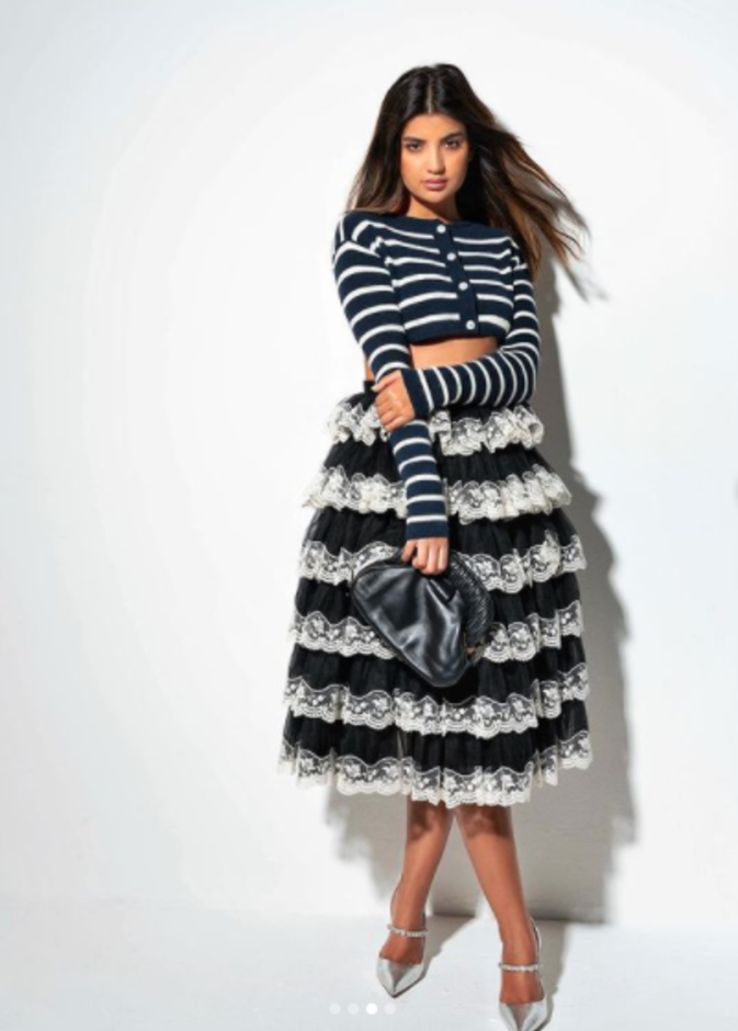 طرق تنسيق التنانير على مختلف أنواعها بأسلوب علا فرحات