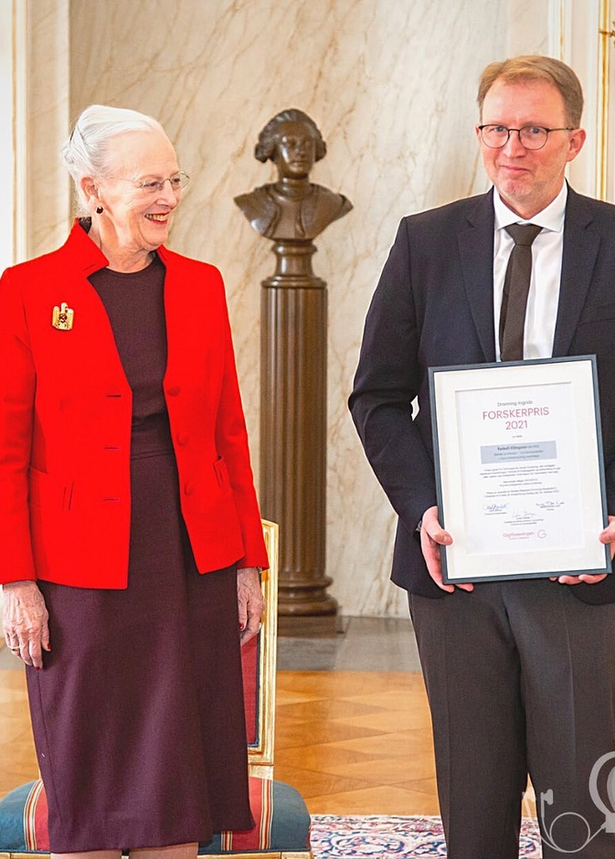 الملكة مارغريت تسلم جائزة الملكة إنجريد للباحثين لعام 2021