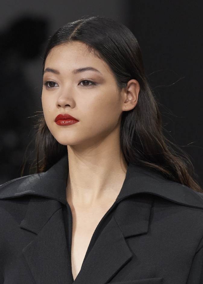 الوان احمر شفاه حمراء قوية من دار Ami Alexandre Mattiussi