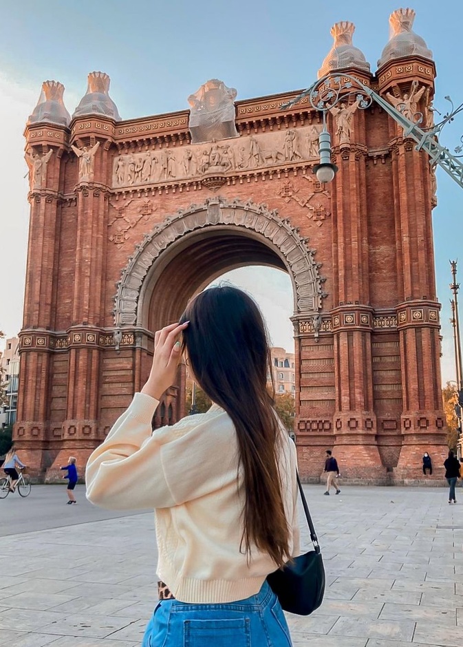 ترك الكثير من البقشيش لأن ترك البقشيش ليس تقليد شائع في إسبانيا