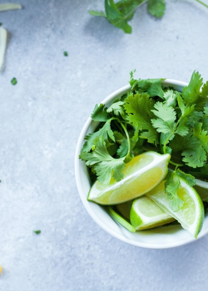  فوائد البقدونس المغلي على الريق