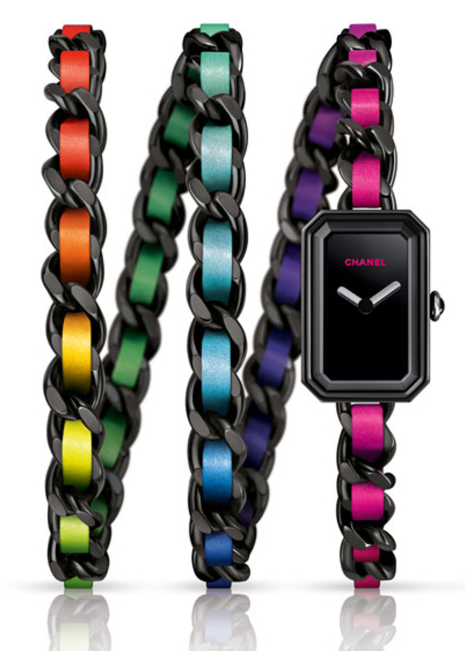 ساعة من شانيل CHANEL