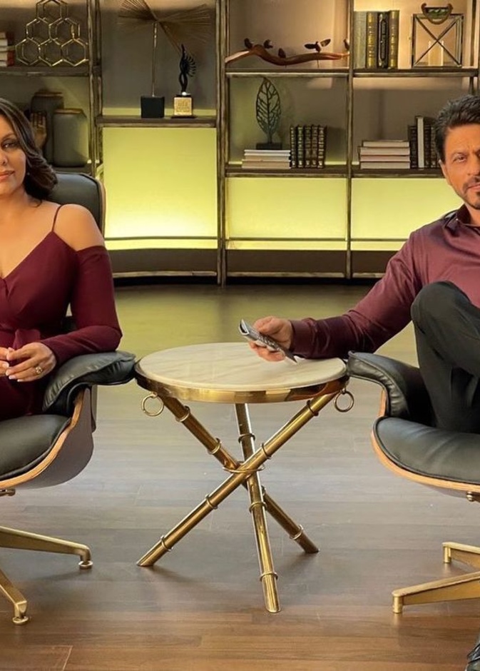 فرح خان تنشر صورة جديدة لشاروخان وغوري خان