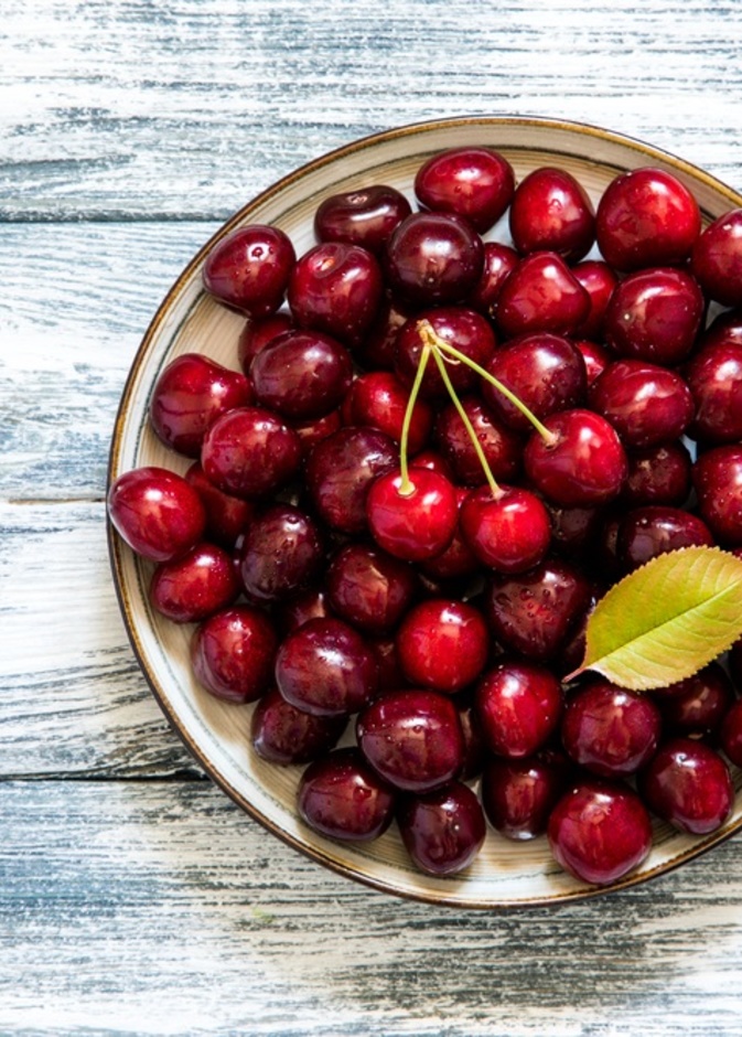 ما هي فوائد الكرز لصحة العيون والعظام