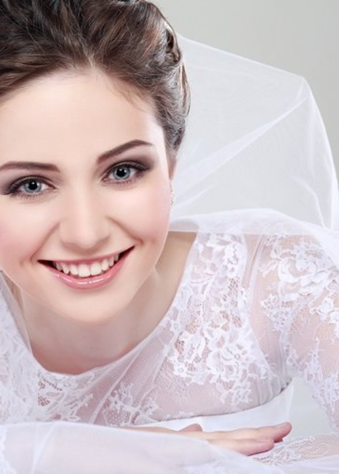 مميزات وعيوب الزواج للفتاة في سن العشرين