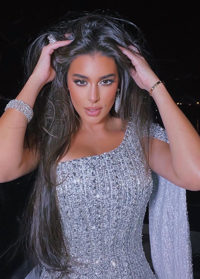 ياسمين صبري بتنسيقات مختلفة في أحدث إطلالاتها