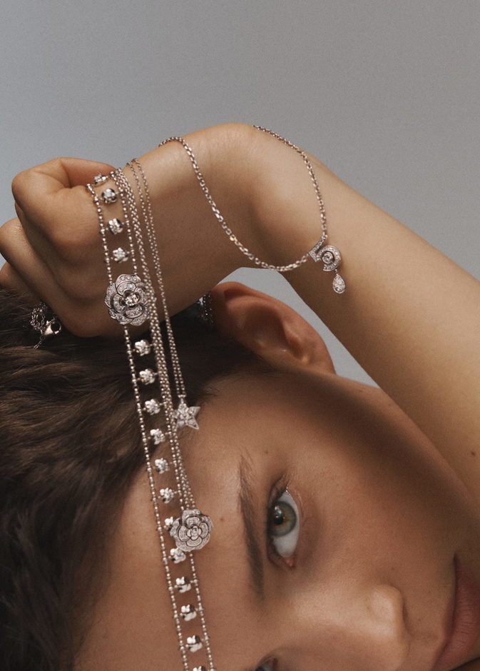 Vocabulary of Style.. اكتشفي الأسلوب الخاص بكِ لارتداء قطع CHANEL من المجوهرات