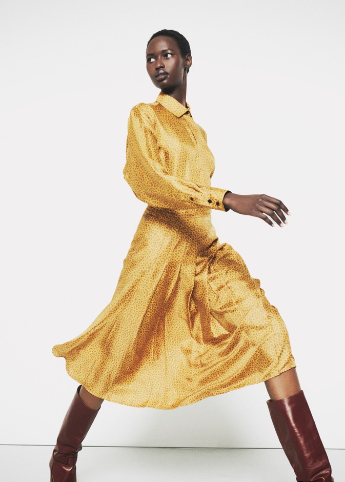 تعاون حصري بين منصة THE OUTNET وVICTORIA BECKHAM