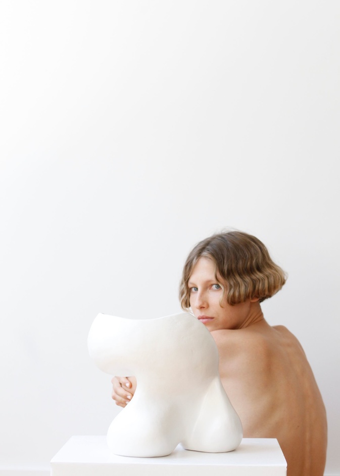 موقع NET-A-PORTER يطلق مجموعات جديدة وحصرية