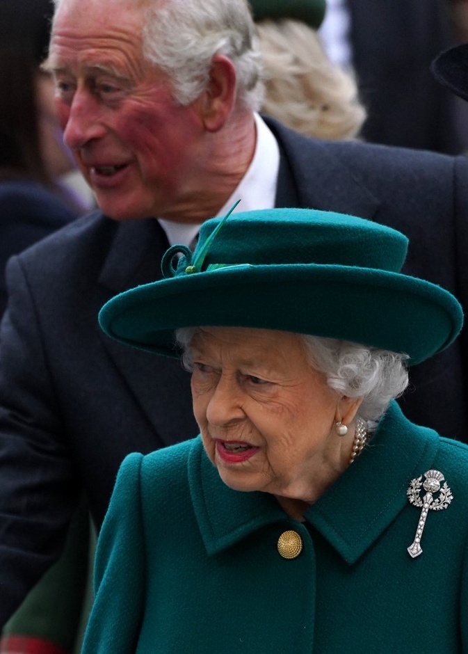 بعد وفاة والدته الملكة إليزابيث.. تشارلز ملك بريطانيا المستقبلي يخطط للعيش في شقة