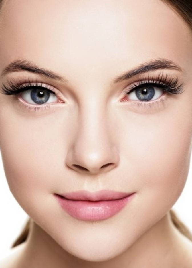 طرق طبيعية لتطويل الرموش بمناسبة شهر التوعية بسرطان الثدي