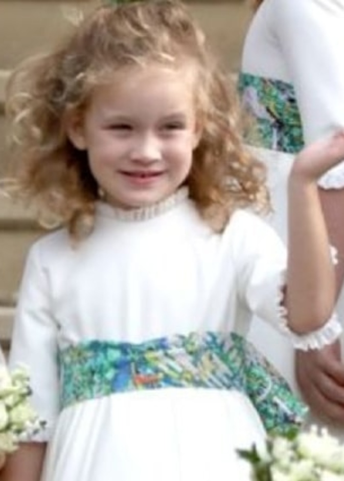 تعرفوا على وصيفة الشرف الصغيرة في حفل زفاف الأميرة يوجين