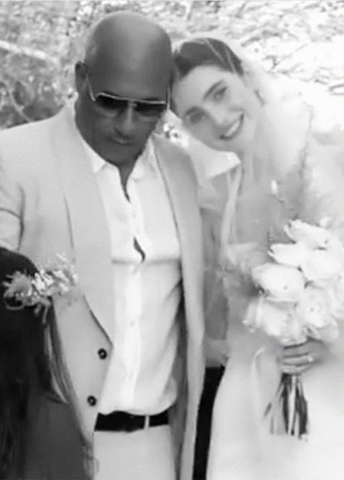 ميدو ووكر تتزوج من لويس ثورنتون آلان