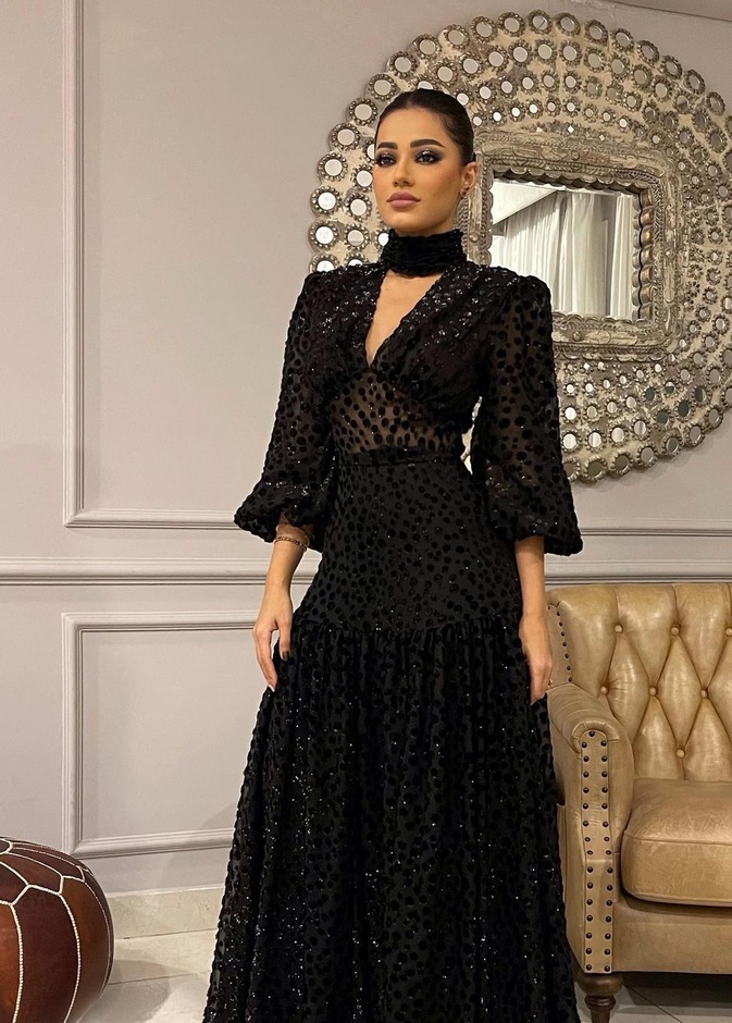 الفنانة رحمة رياض