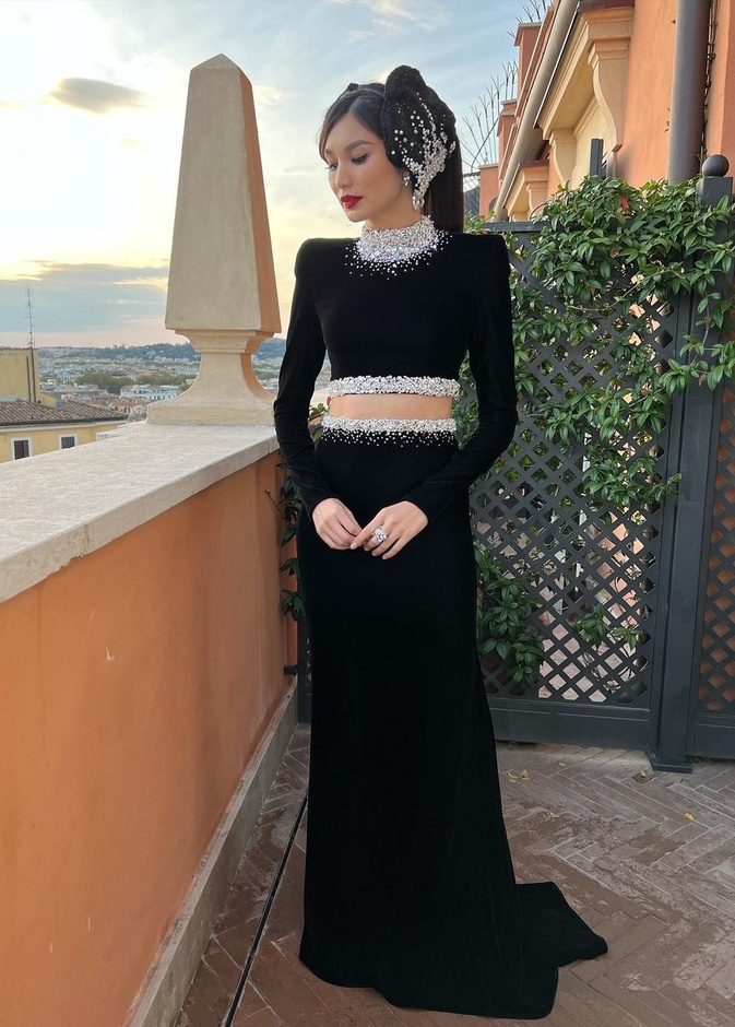 اطلالة من لويس فويتون